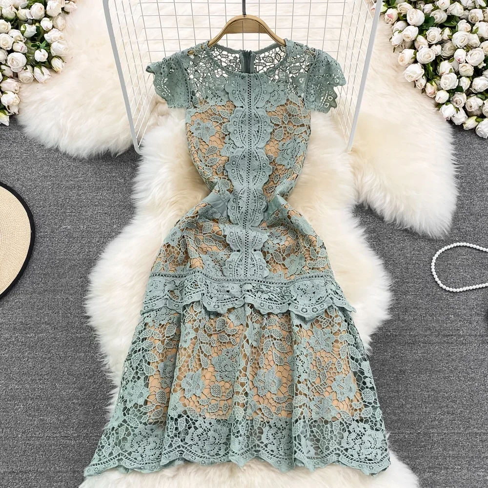 2026 Retro Court Sle round Ne Fly Sve Slimming Soluble Hook Flower Hollow A-Line Dr Summer New Arrival Women's Faion