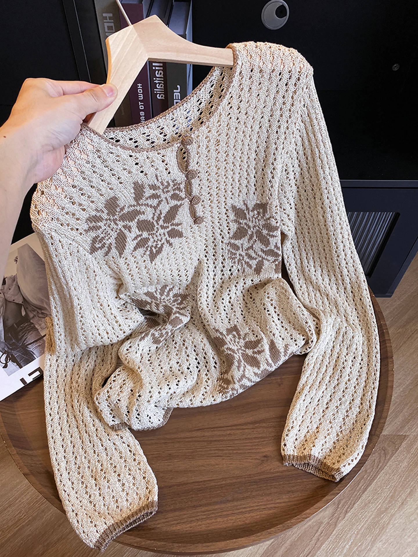 

Женский трикотажный топ на осень, повседневный, удобный, с ажурной вязкой, свободного кроя, в стиле «ленивый шик», с цветовым блокированием