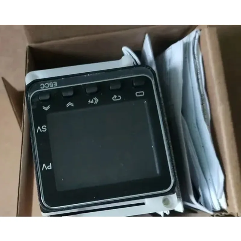 New E5CC-RX2ASM-800 Temperature Controller Temperature Gauge