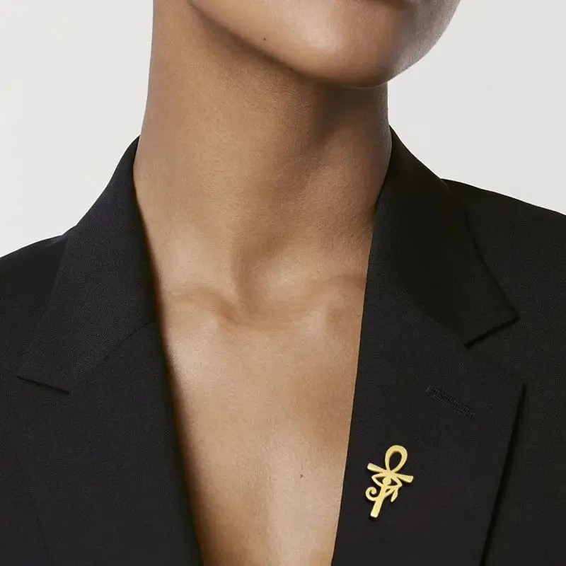 Teamer مصر عين را عنخ الصليب بروش المرأة رجل الفولاذ المقاوم للصدأ الذهب اللون شارة المصرية حماية Wedjat العين مجوهرات هدية