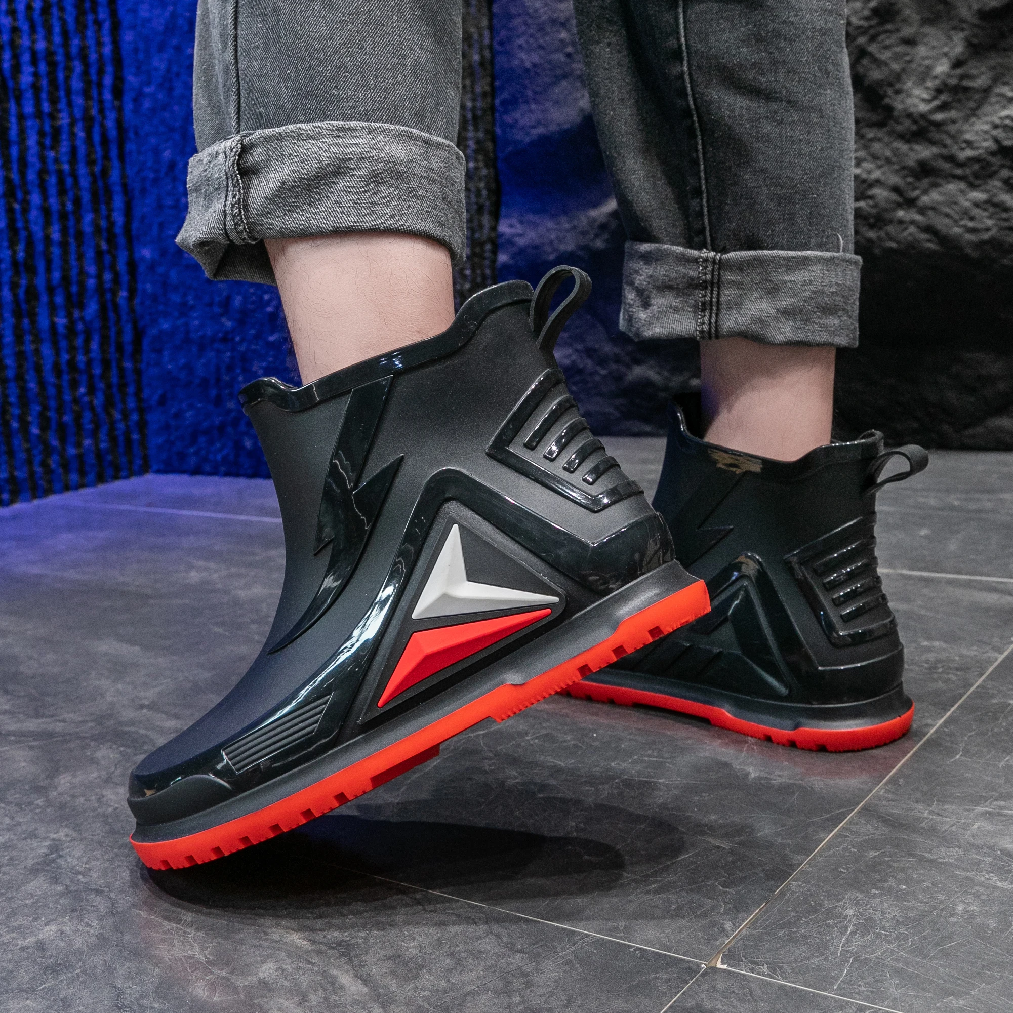 الصيف المألوف الرجال احذية المطر للماء المرأة شقة عارضة المطر المطاط أحذية الشتاء الدافئة المطبخ أحذية العمل #3