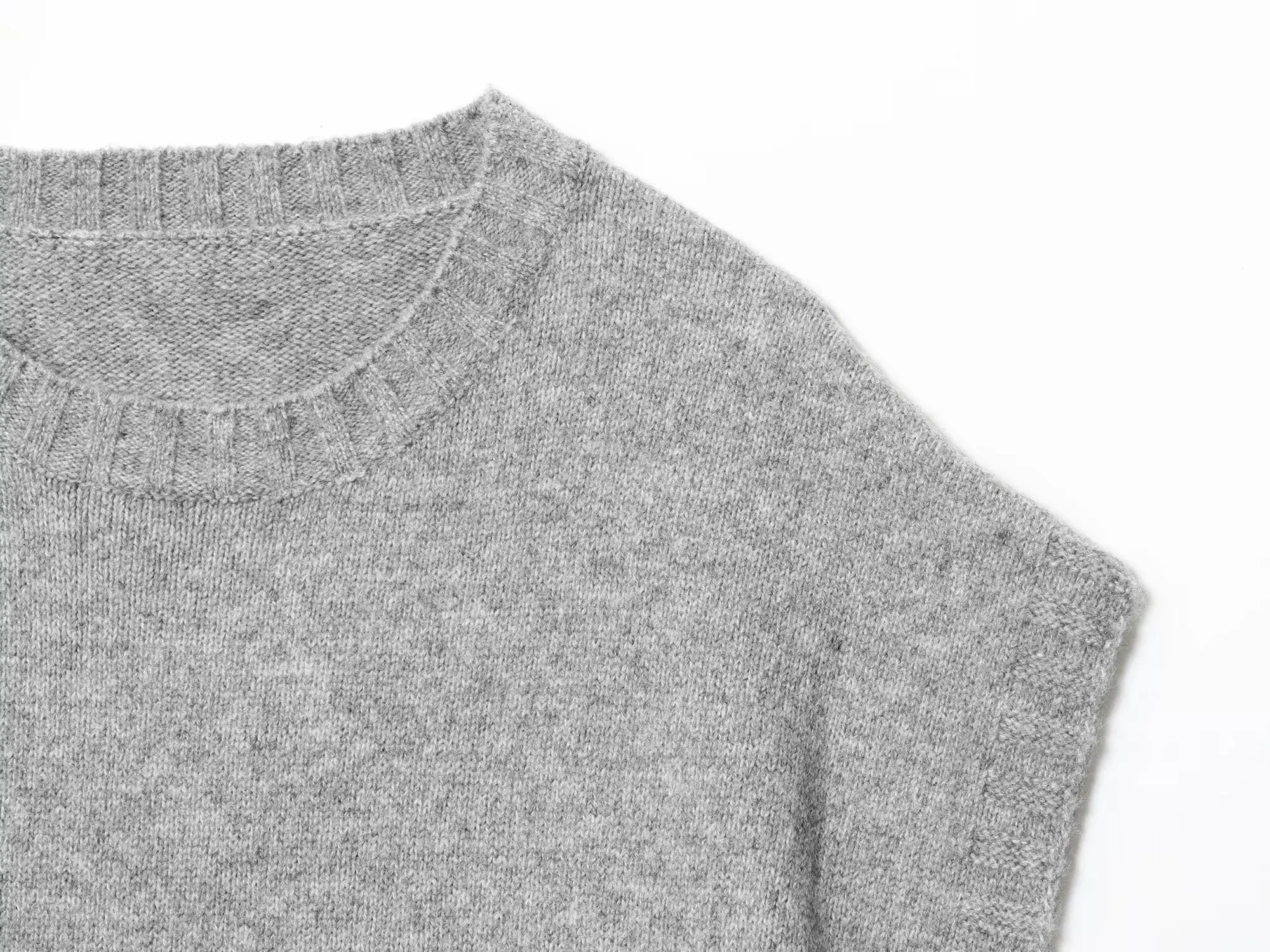 Tank Top Rajut Wanita Model Kerah Bulat Longgar untuk Musim Gugur/Dingin