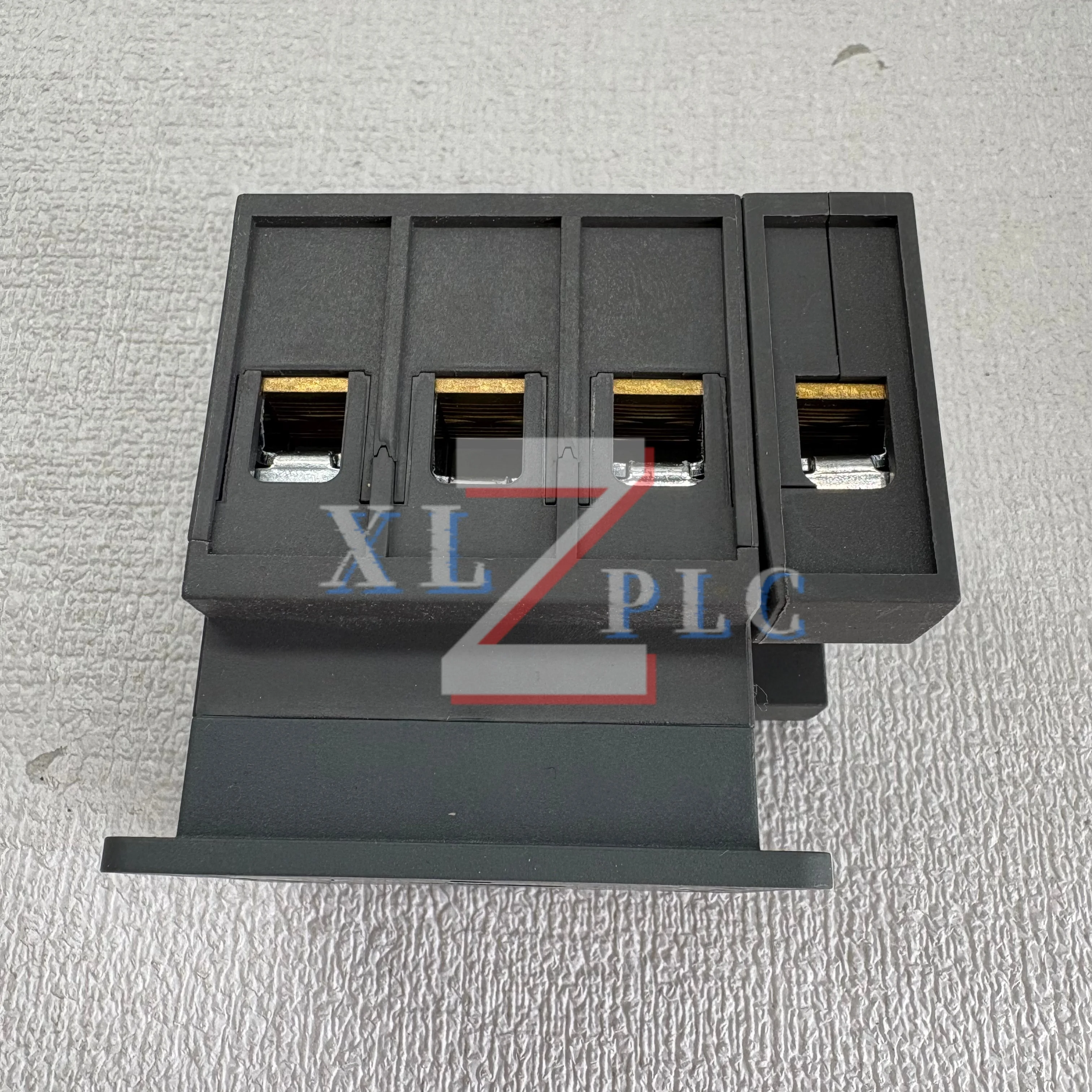 OT80FT4N2 1SCA105499R1001 100% New Isolating Switch