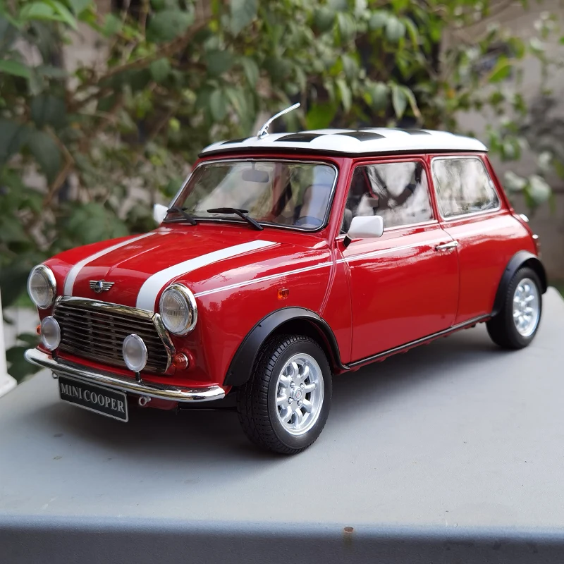 Kiloworks 1/12 scale FOR BMW Mini Cooper Cuban cooper Metal material Car model Send to a friend Holiday gift