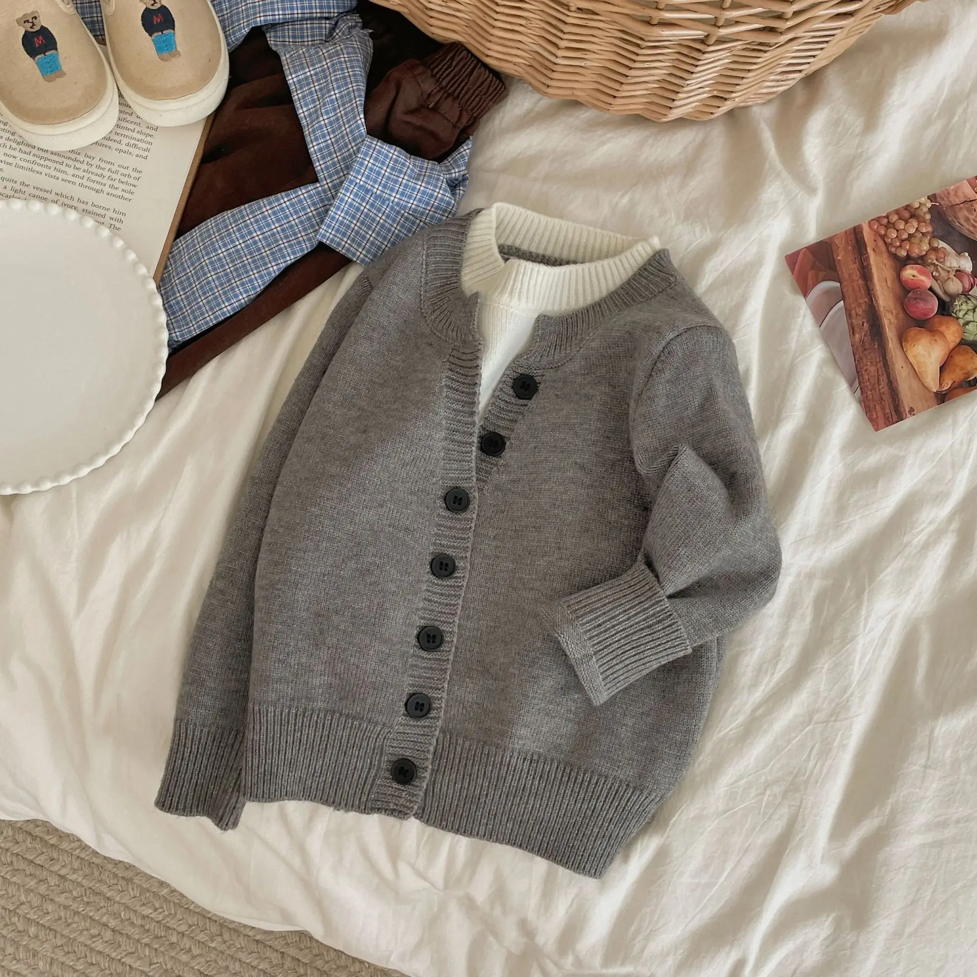 Spring Autumn Boys Sweater Patchwork False Two-Piece Single-Breasted Woolen Cardigan For 2-10Years Kids Winter Knitted Coat  125