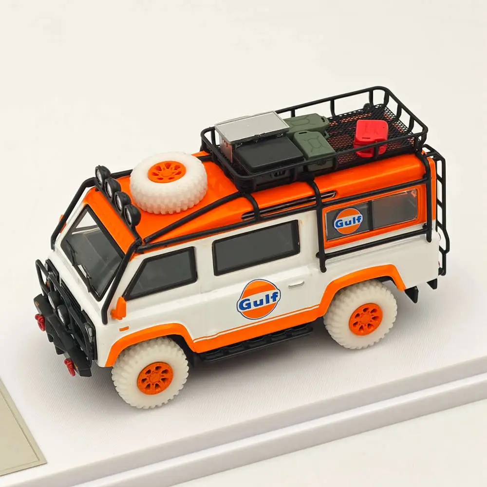 1/64 Master for Defender Van 110 Varnish Diecast Toys Car Models Miniature Hobby Collectible Gifts