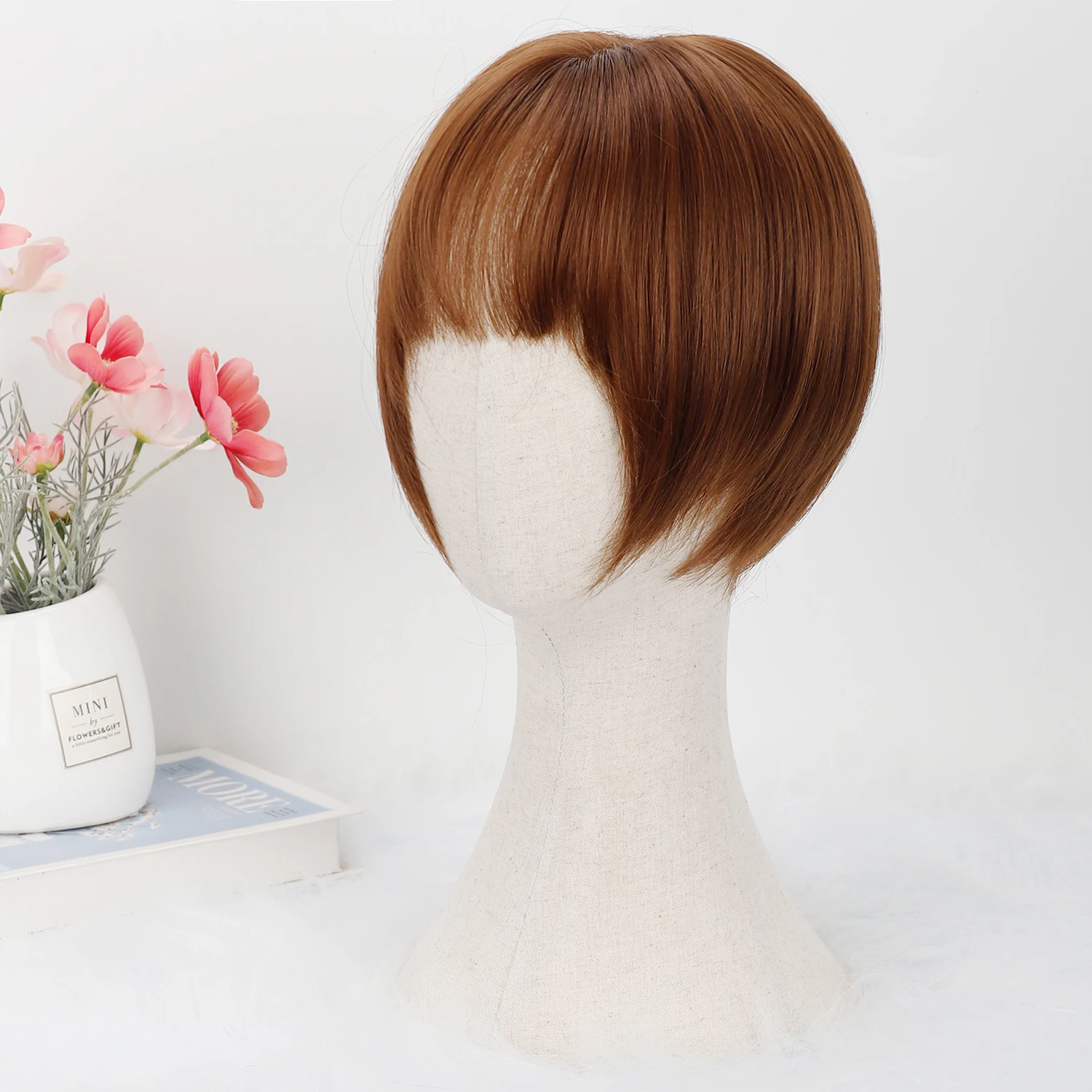 Synthetic Short Light Brown Bob Wig with Two Curly Jaw - Claw Ponytails for Daily Anime Cosplay Halloween Costume Party Use