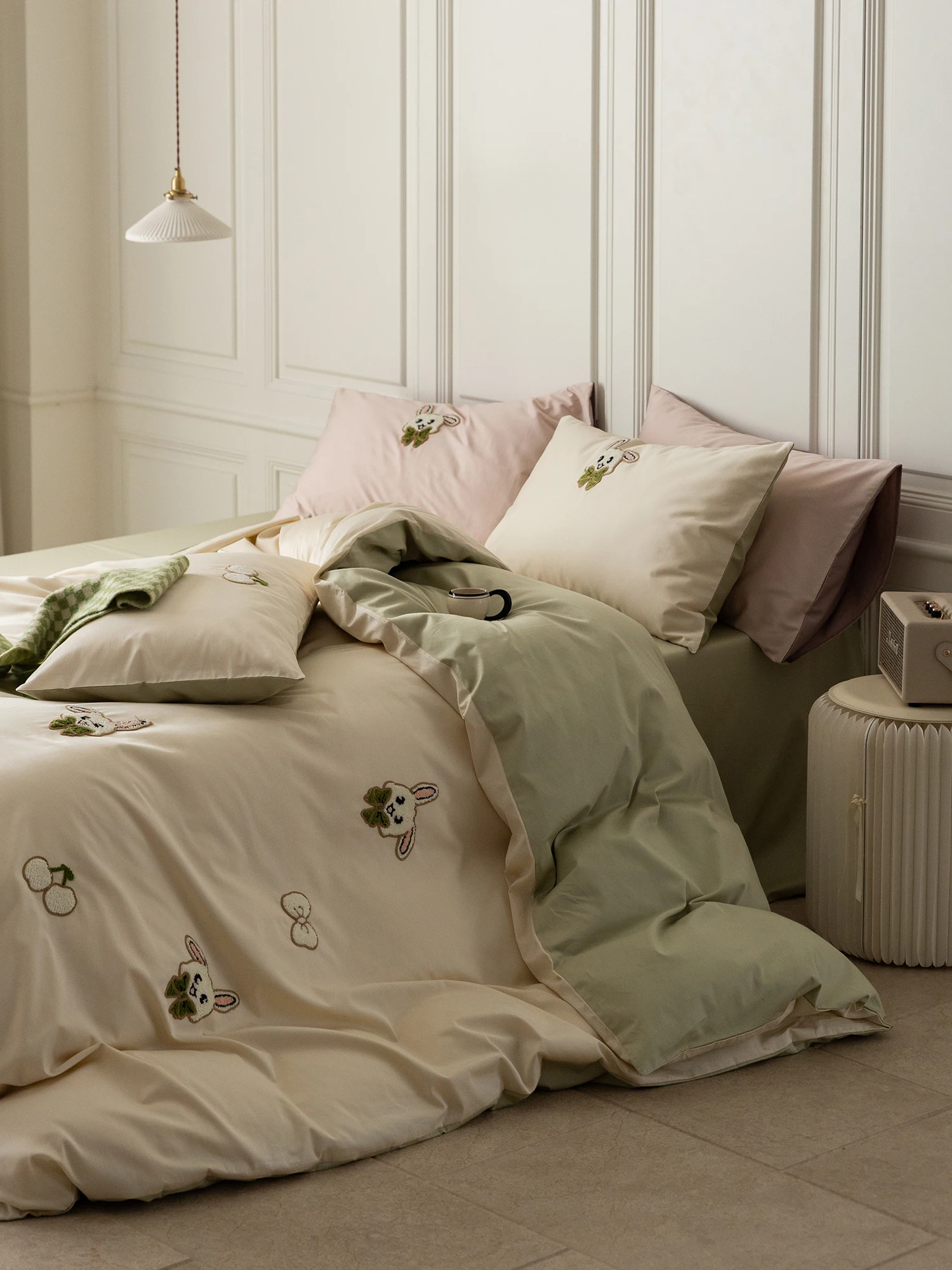 Cartoon Cute 100% Cotton Long Staple Cotton Bedding Set Quilt Cover Sheet Bed Canopy Style Bedding Three to Four Piece Set