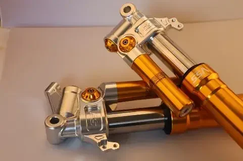 Motorcycle Front Fork Shock Absorber with Piston Design Adjuster Pressure-Bearing Method Made from Durable Aluminum warning