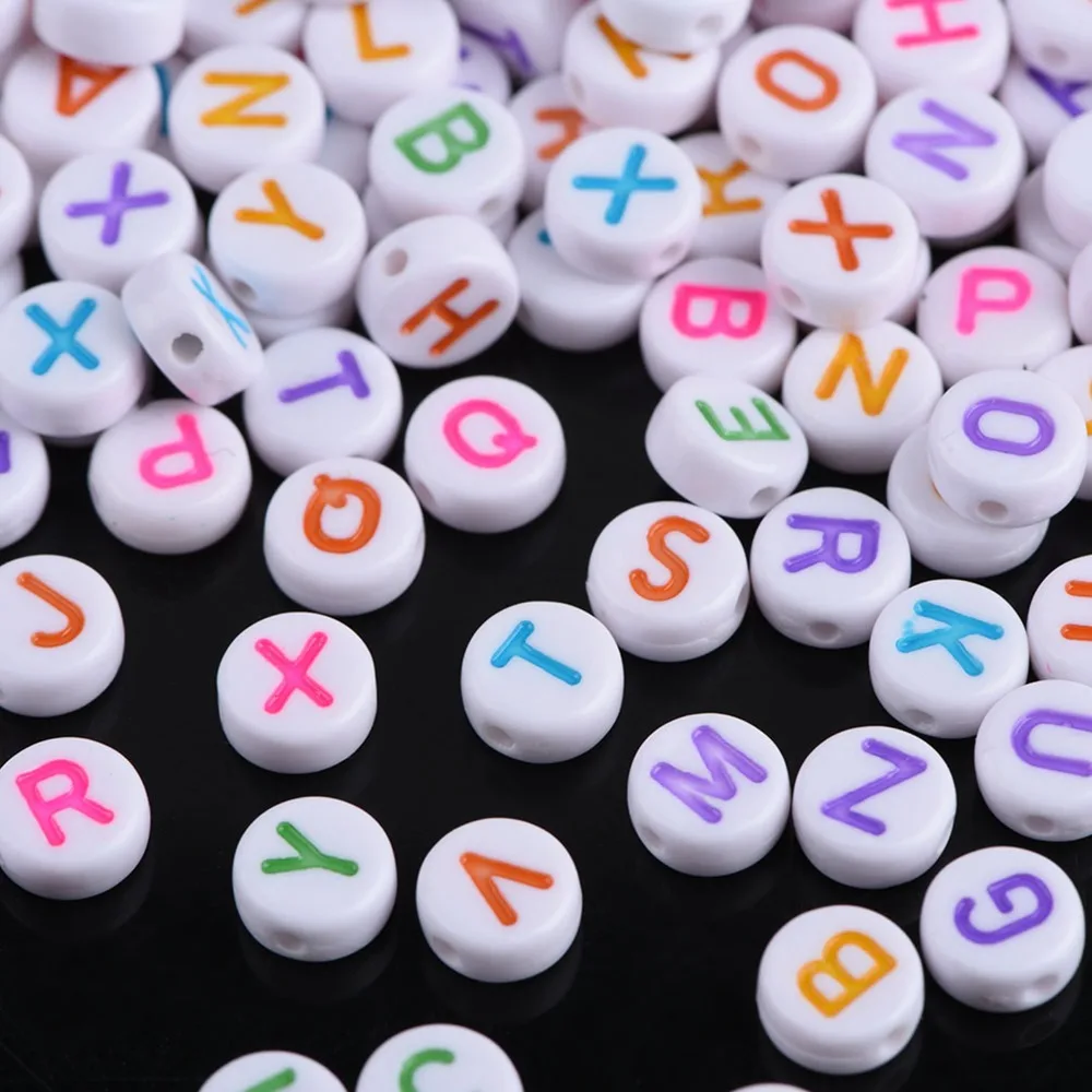 

100 шт. белых акриловых бусин-букв 4x7 мм, разноцветные круглые бусины-буквы, круглые бусины-гласные буквы для изготовления браслетов