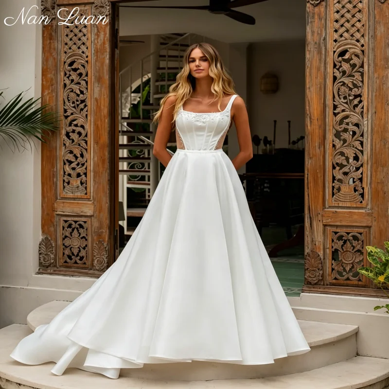 Minimal Luxury Satin Bridal Gown Square Neck Pearl Rhinestone Inset U Back Chapel Train Vestidos de Novia Customized