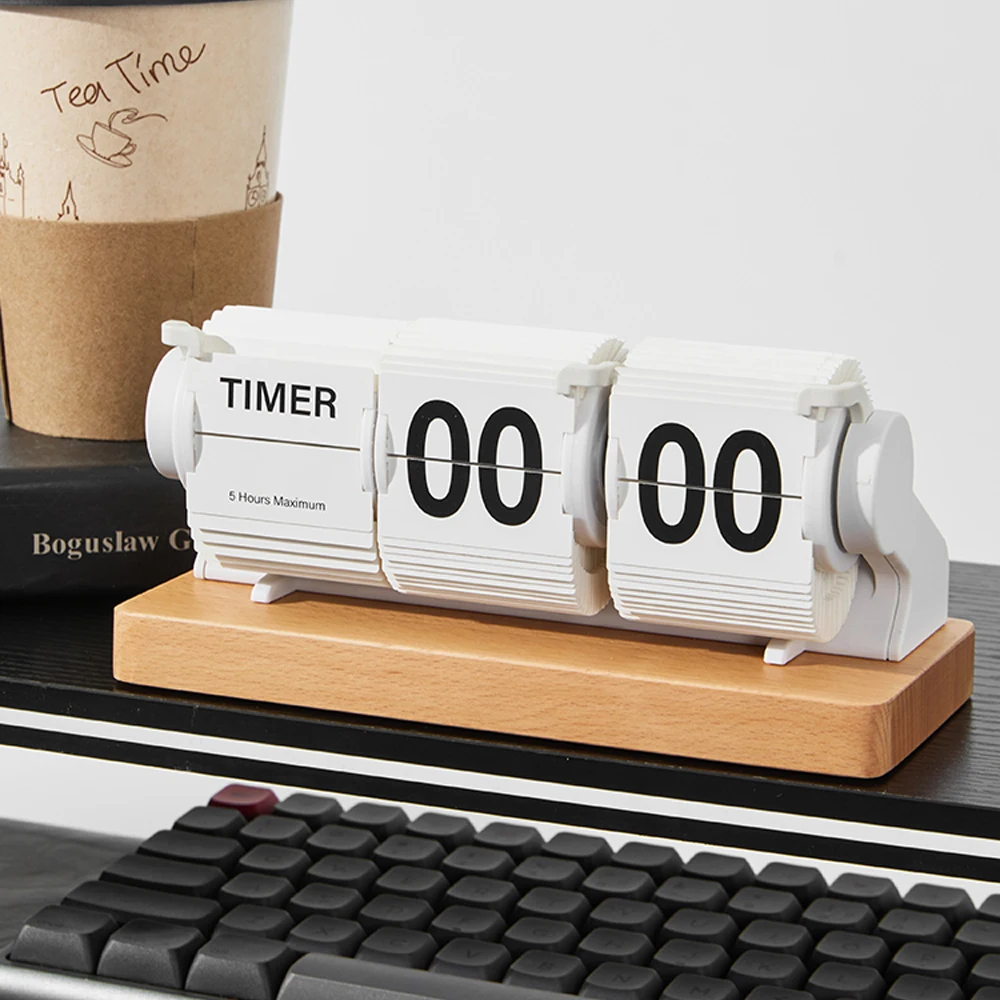Thumbnail 3 - #79 Cheap Desk Clocks Worth Buying