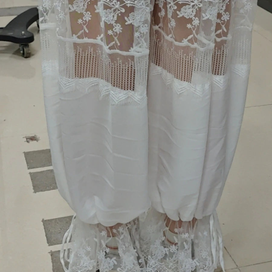 Vintage Women's Long Lace Bloomers Casual Loose Fit Stylish Solid Lace Floral Drawstring Mid Rise Crop Pants