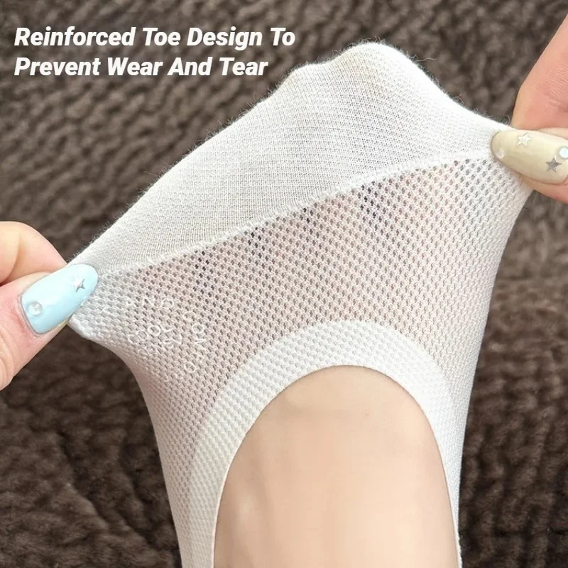 Women Breathable Mesh Invisible Socks Spring Summer Thin Soft Comfortable Silicone Anti Slip Casual Fashionable Letter