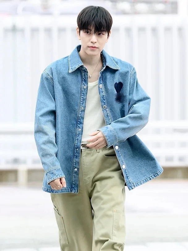 

Viviann 25-летняя вышивка Love Gold Ascend, мужская и женская повседневная джинсовая куртка, верхняя одежда с воротником, длинный све, чистый цвет