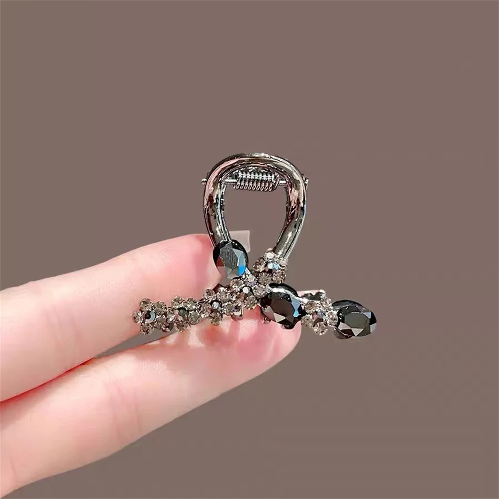 Black Alloy Rhinestone Hair Clip Crystal Flower Claw Clip For Women Half Updo Wedding Party Accessory Gift