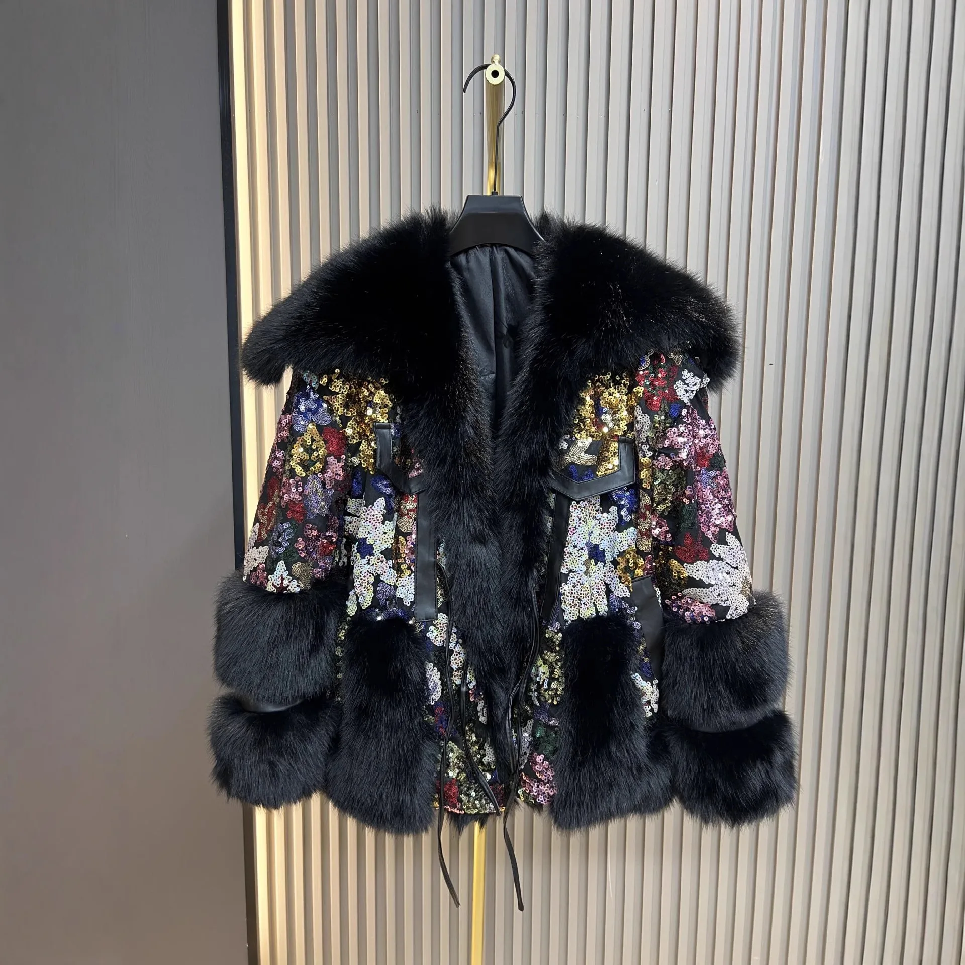 2025 Winter New Ladies Faux Fox Fur Coat Fashion Snowflake Sequins Korean Style Loose Thickened Warm Furry Jacket Overcoat Women