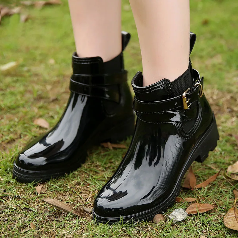 

Fashionable Ladies Rain Boots Bright Surface U-Shape Elastic PVC Shoes New Accessory Spring Autumn Season Women's Shoe EVA Inner