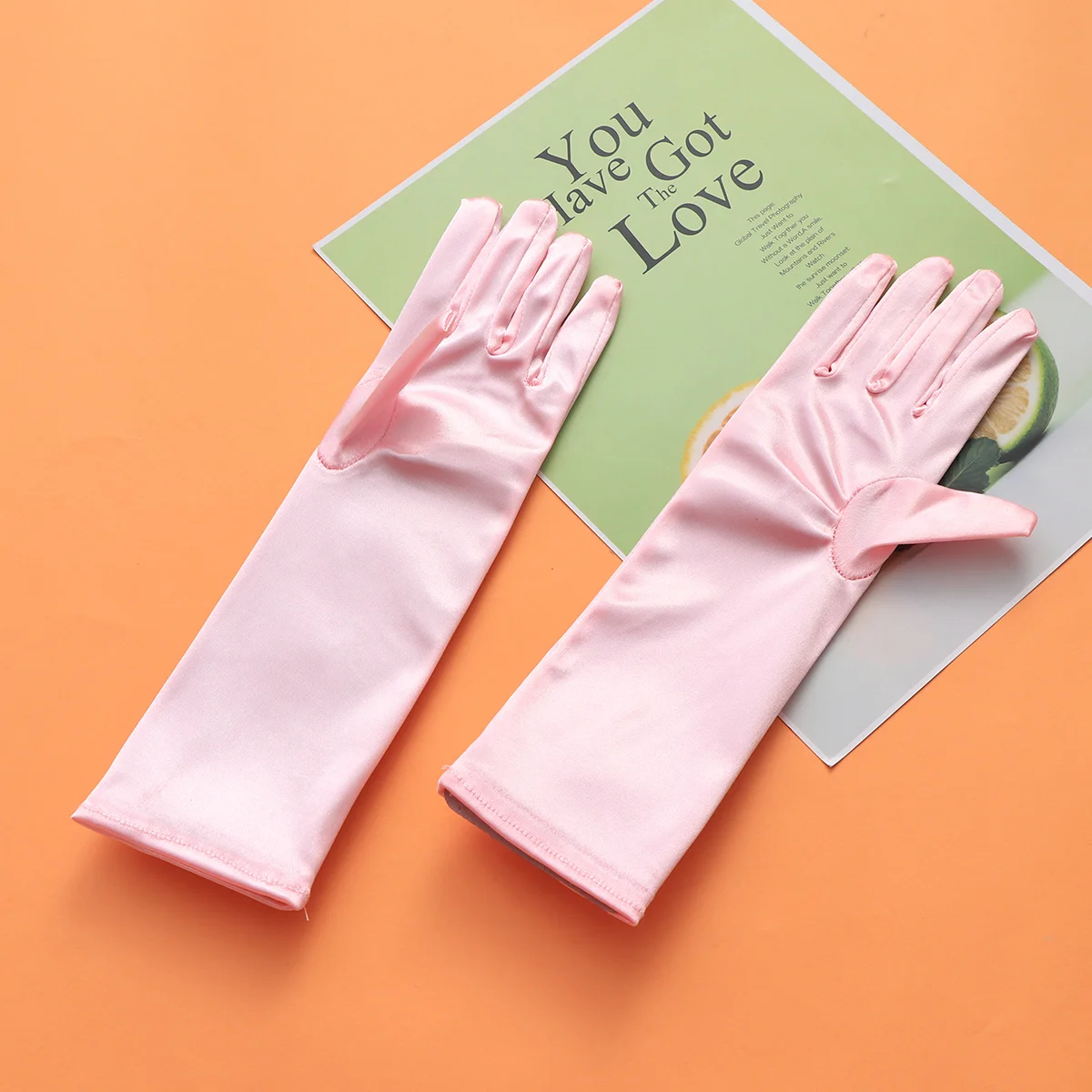 1 paire de gants longs en Satin pour filles, robe à nœud papillon, taille unique, convient à la plupart des enfants, pour mariage, Banquet, bal, spectacle, soirée