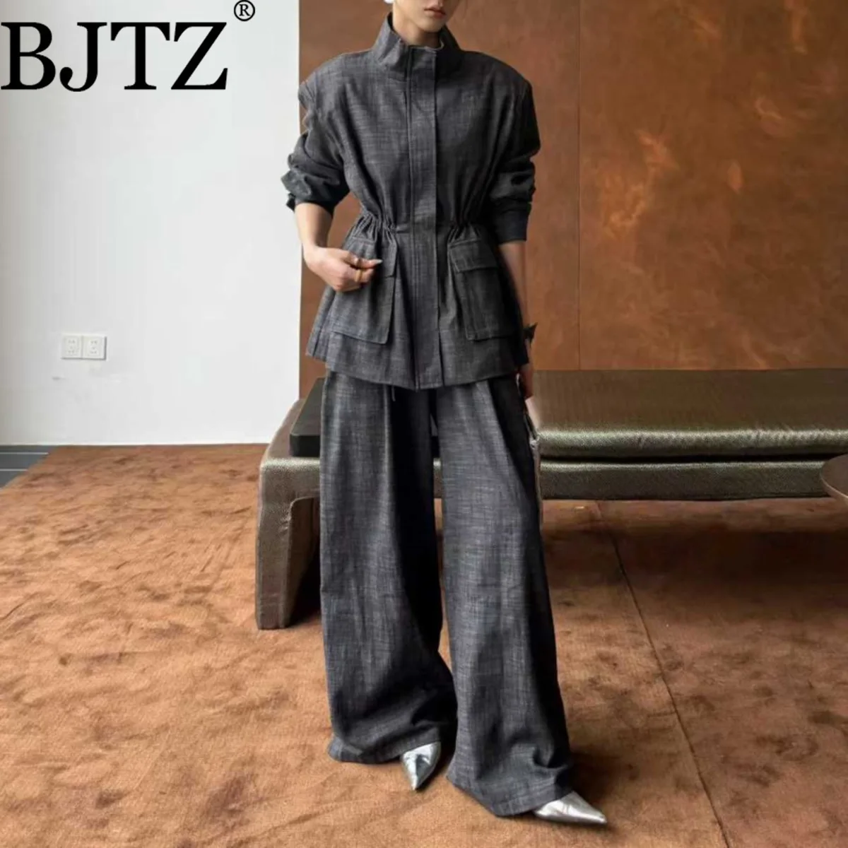 

BJTZ Эластичная дизайнерская куртка с воротником-стойкой на талии + широкие прямые брюки, комплект из 2 предметов для женщин, весна-осень 2024, новая мода