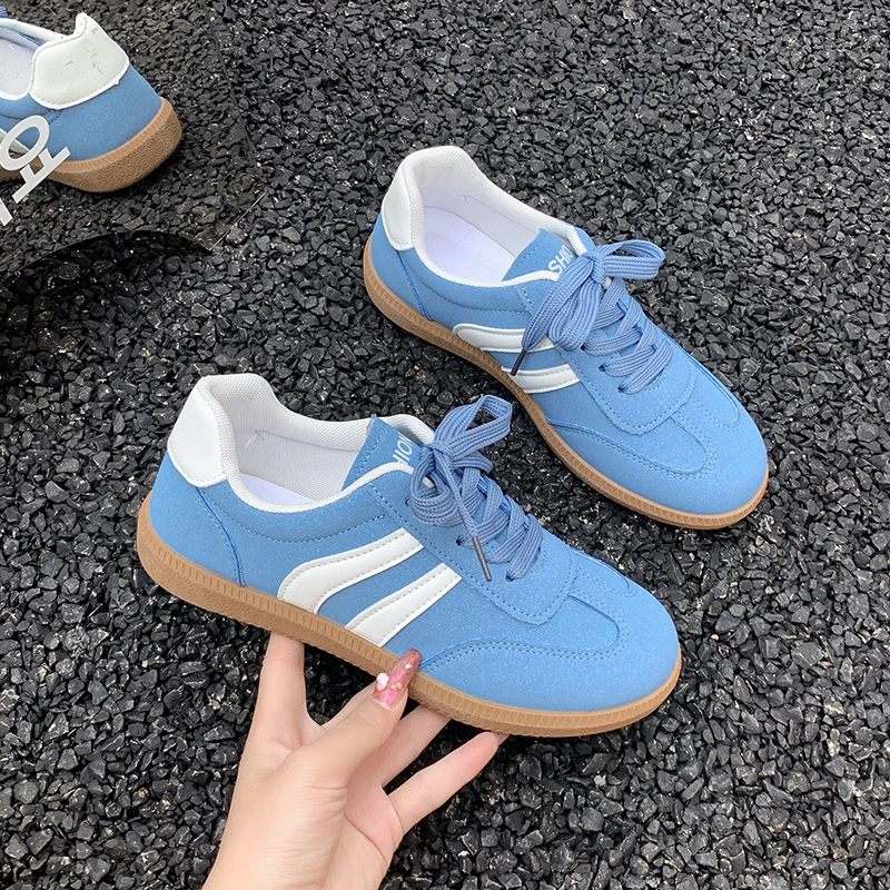 

Новая женская повседневная обувь, кружевная обувь, новая модная легкая повседневная уличная прогулочная обувь, кроссовки, нескользящая женская обувь на плоской подошве