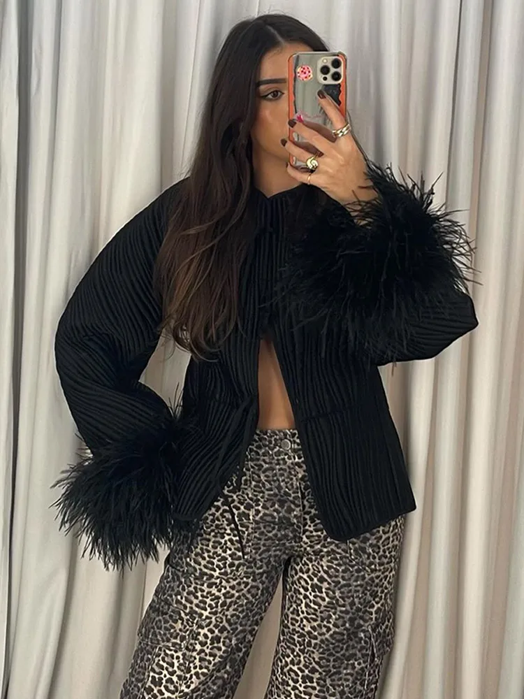 Chic Solid Spliced Feather Cuffs Lace Up Cotton Coat Women Fashion O Neck Long Sleeves Quilted Jacket 2024 Lady Loose Streetwear