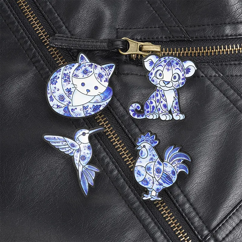 Blue and White Porcelain Dragon Enamel Pin Chinese Porcelain Style Cute Animal Brooch for Backpack Denim Jacket Daily Wear Gift