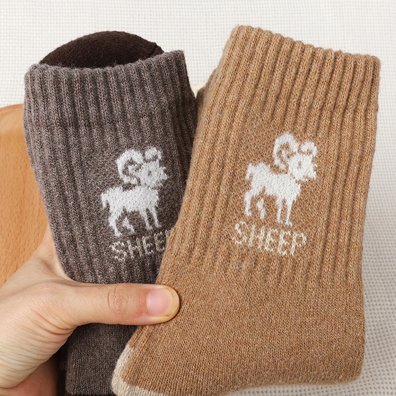 5 أزواج الأغنام نمط الصوف الجوارب السميكة الرجال الشتاء الحرارية منتصف العجل الجوارب مريحة موضة جوارب متماسكة الهدايا
