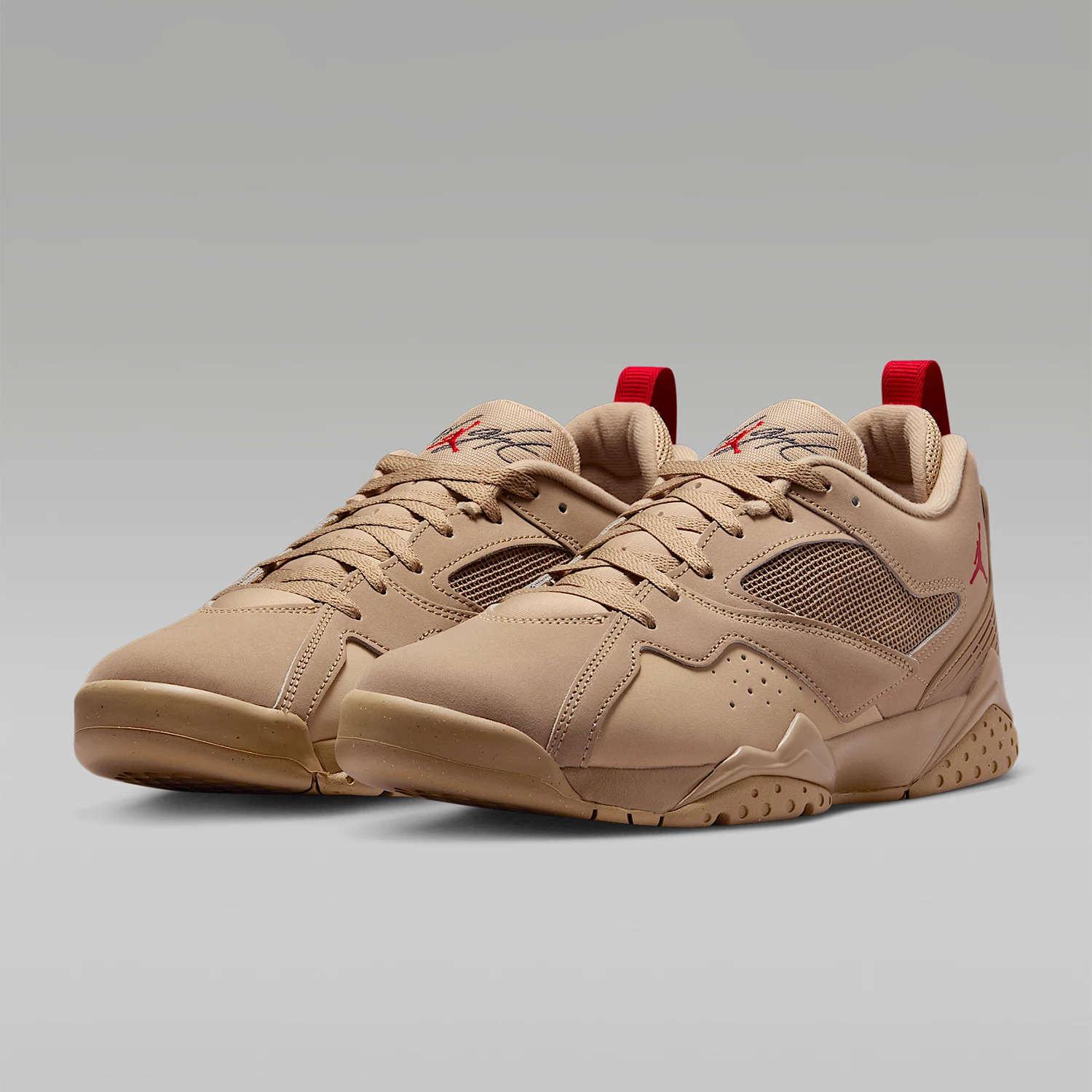 

Nike Genuine Jordan Men's Low-Top Basketball Shoes HQ3950-200