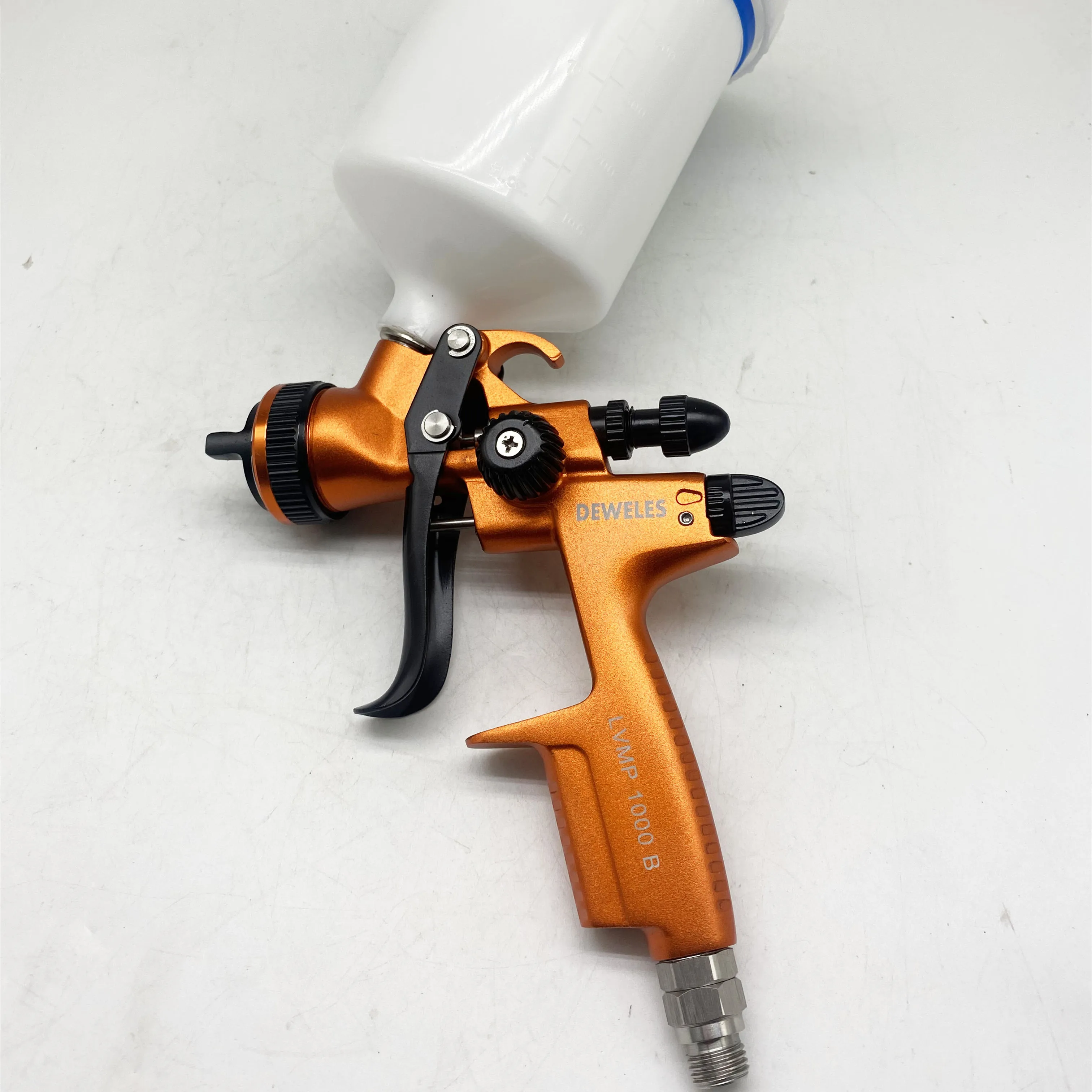 DEWELES High Quality Custom Forging Press Paint Spray Gun 1000BG 1.3mm Boutique Sheet Metal Car Furniture Airbrush