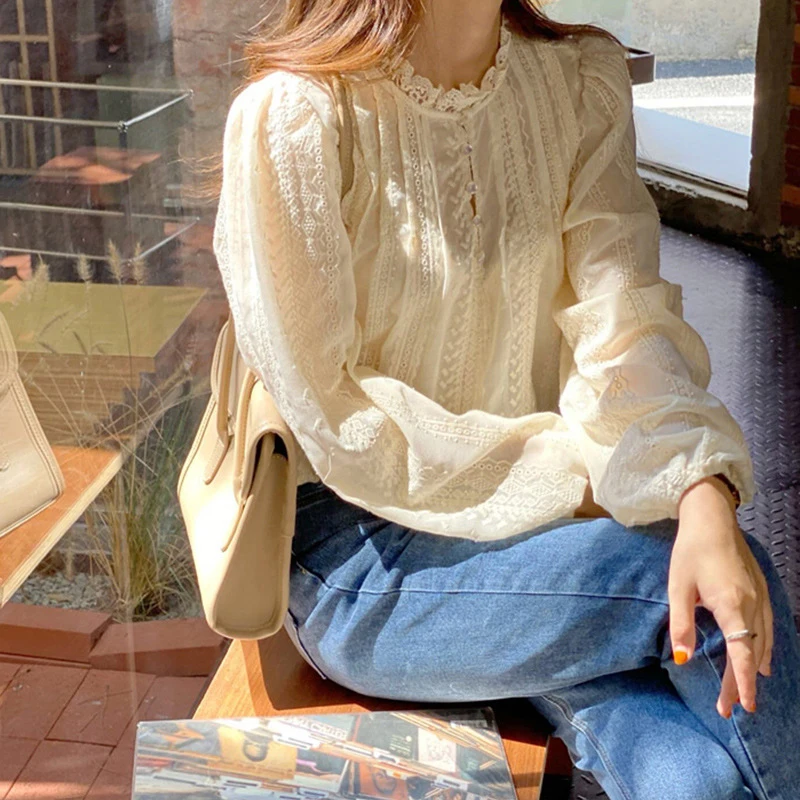 Camicetta elegante da donna in pizzo nuova primavera autunno manica lunga camicia casual da ufficio allentata colletto alla coreana da donna top semplice