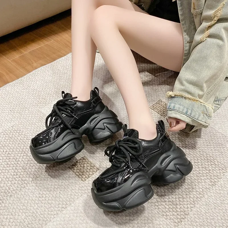 Sepatu kets jaring Platform tinggi musim panas 7.5cm sepatu Sneakers wanita tenis antilembap sepatu olahraga Sneakers Chunky musim semi untuk wanita