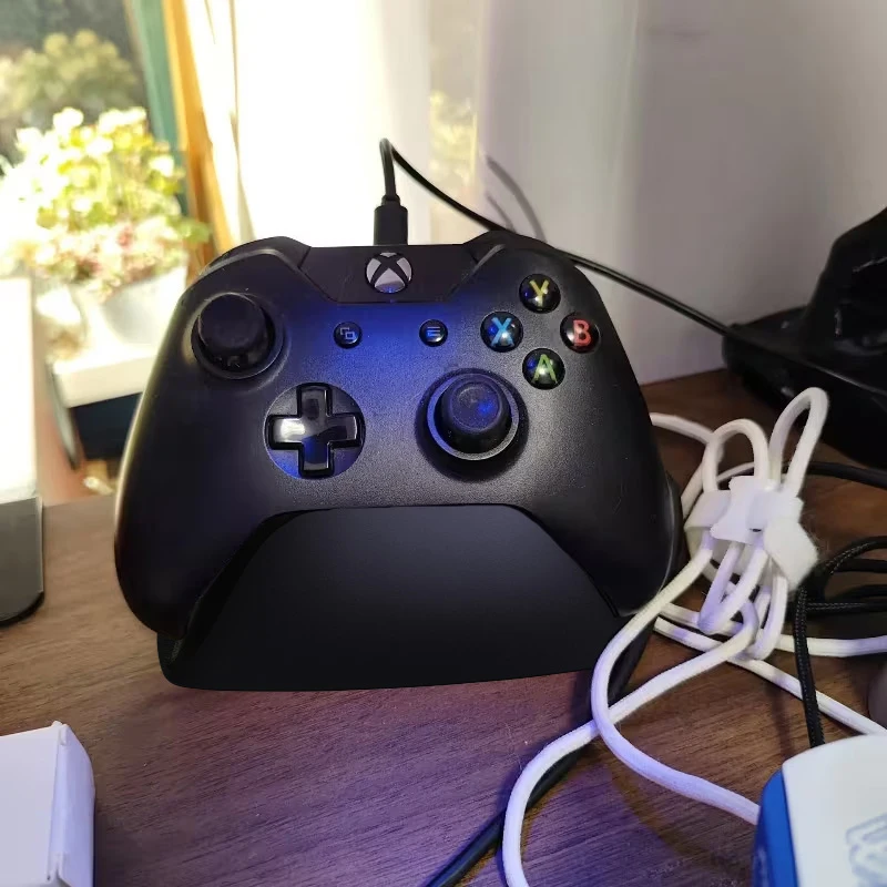 1PCS Minimalist Controller Display Stand For PS5 Wireless Gaming Controller Stand Storage Rack Holder Desk Organization