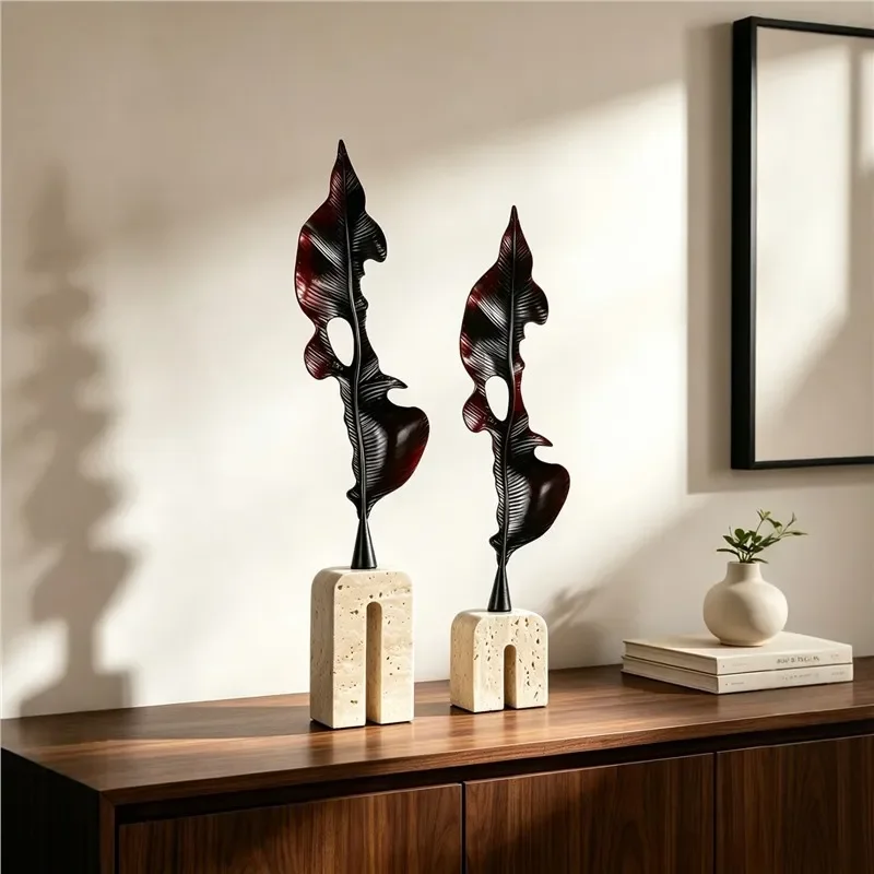 Modern Light Luxury Feather Leaf Art Sculpture Handicraft Ornament for Porch TV Cabinet Study Bookcase Soft Home Decoration