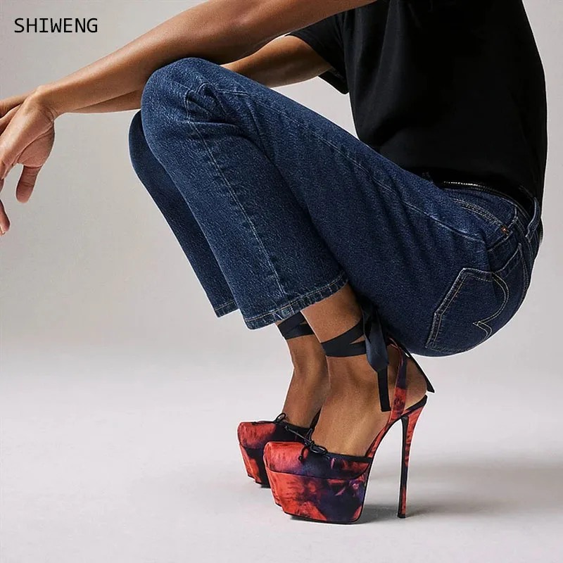 

2025 New Style High Heel Women Sandals Sexy Red Lip Print Upper Platform Models Shoes RetroPole Dance Shoes Exotic Lady Stileto