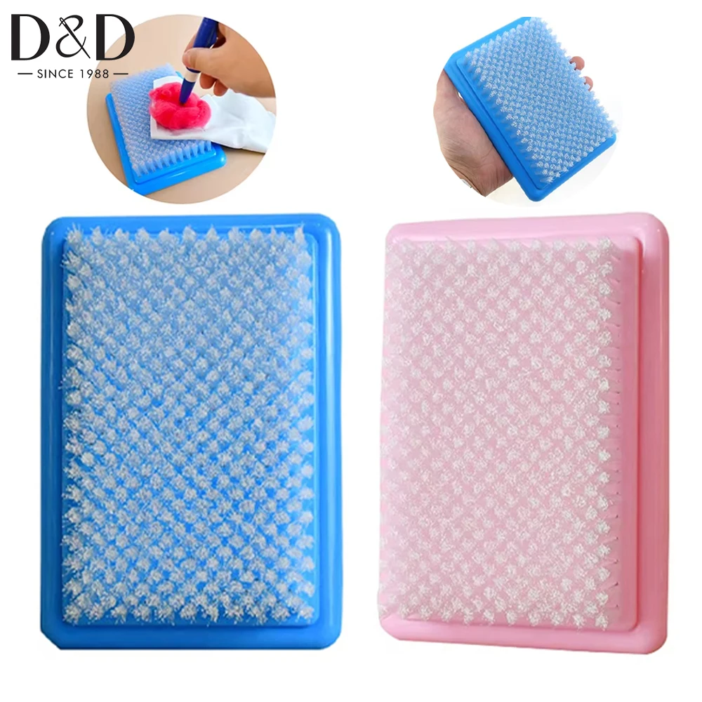 

1pc Cleaning Brush Set Soft Bristle Felt Background Brush Felting Needle Pad for Knitting Embellishing Household Use Craft