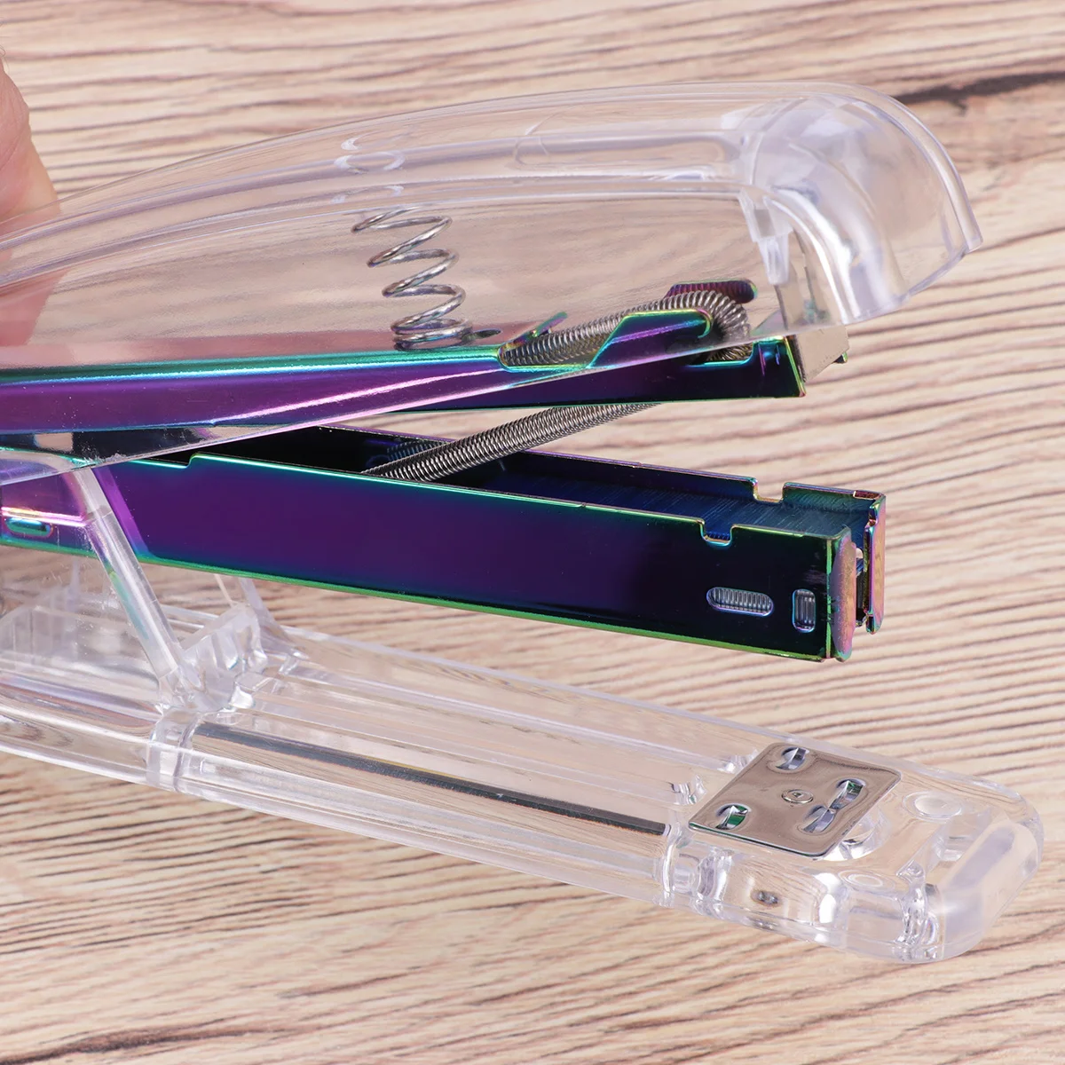 1pcs Desktop Stapler With Stapling Nail Classic Modern Design Portable For School Office Home Use Compact Stapling Machine Gift