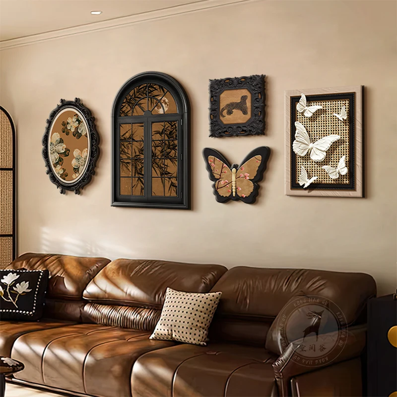 w*-French retro living room decorative painting high-end butterfly combination bedroom mural antique sofa background wall.