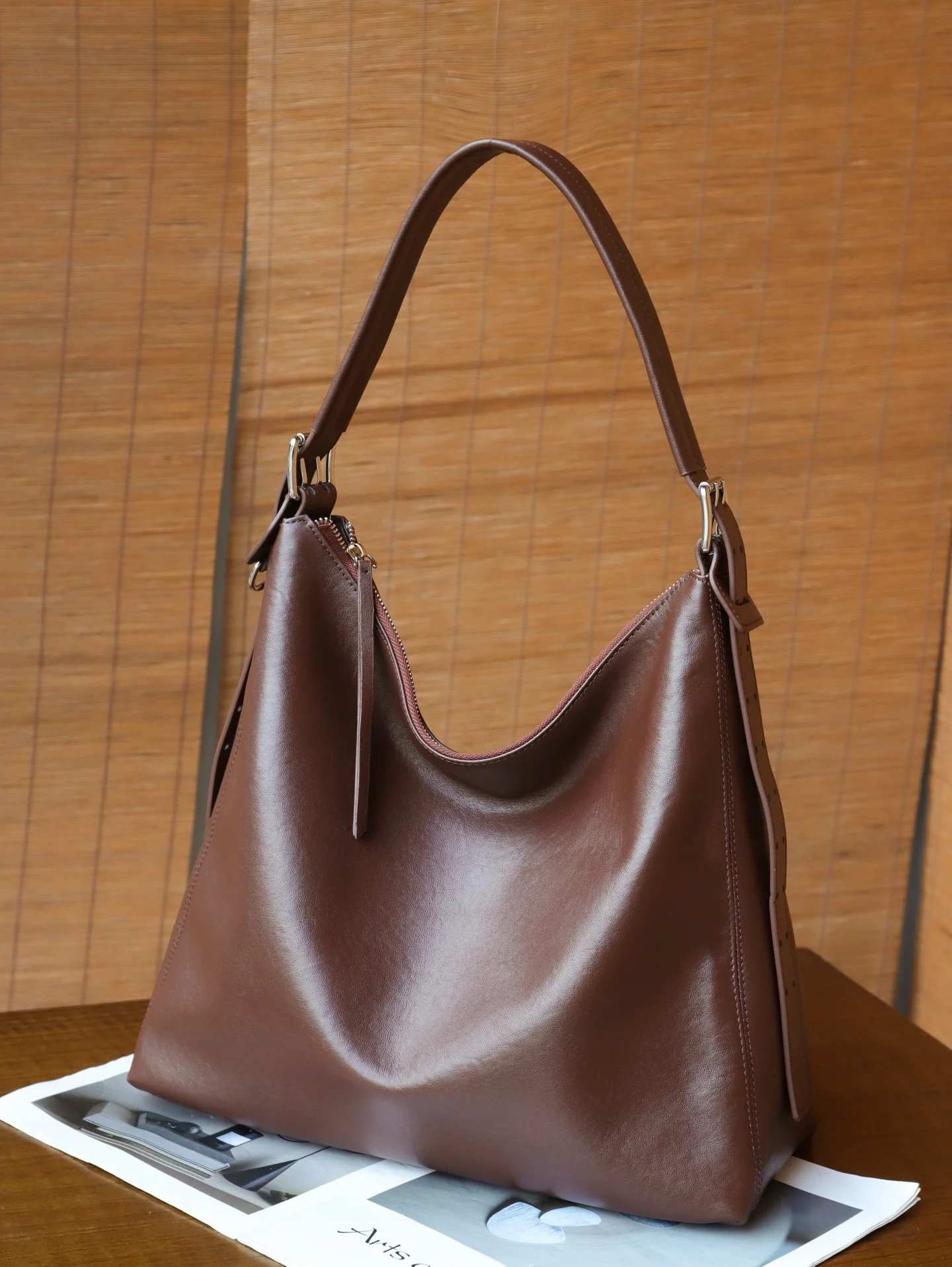 

Genuine Grade Cow Leather Women's Shoulder Crossbody Bags Luxury Designer Brand Female Cowhide Large Tote for Woman Underarm Bag