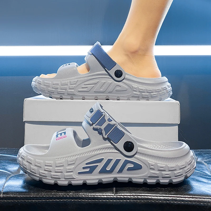 

Men's Summer 2026 New Casual Sports Outdoor Sandals Anti-Slip Driving Dual-Purpose Beach Slippers Comfortable Wearing Experience