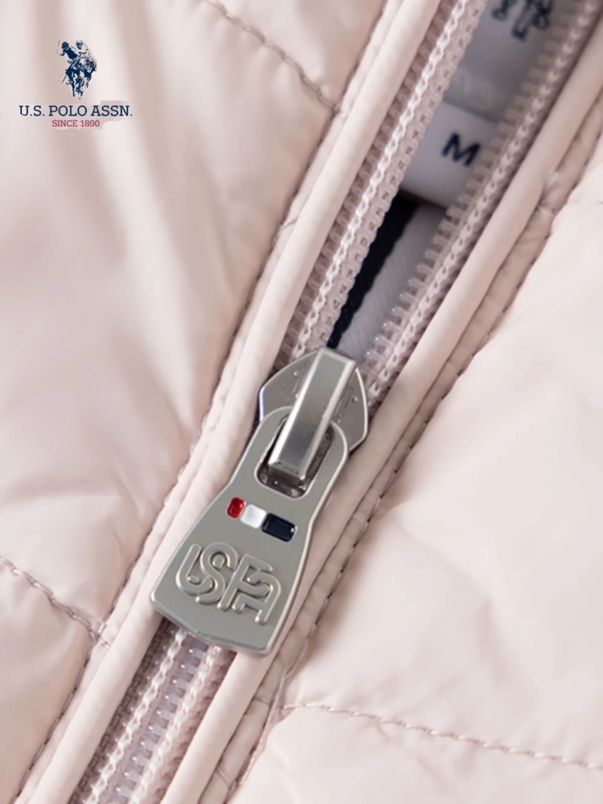 سترة شتوية نسائية من US  Association سترة دافئة بدون أكمام ملابس خارجية بنمط مسيرة بلون نقي وياقة ثابتة وسحاب