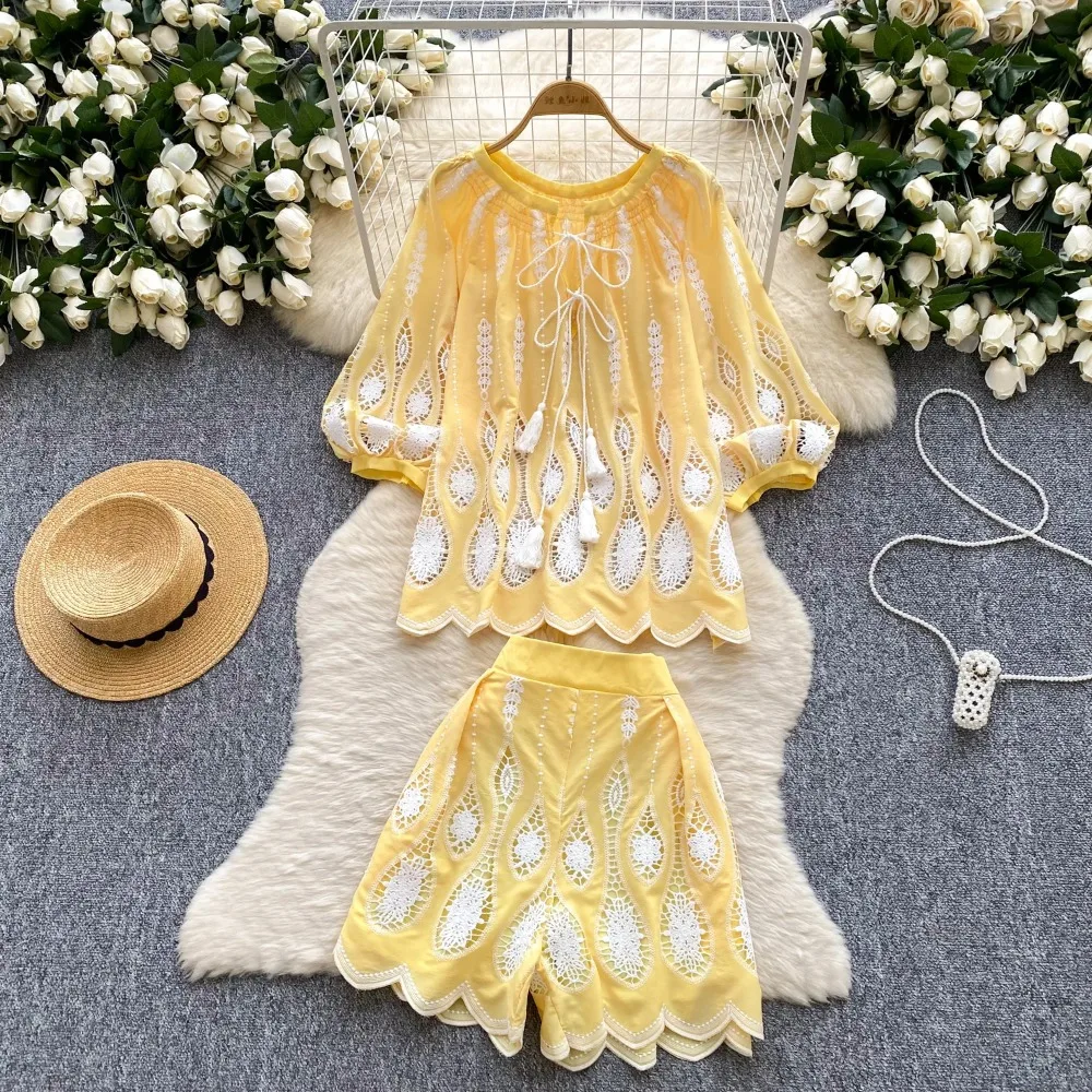 

Women Summer lace lace-up Spliced Fashion Set Strap Top Casual short Pants Two Piece Set women clothing