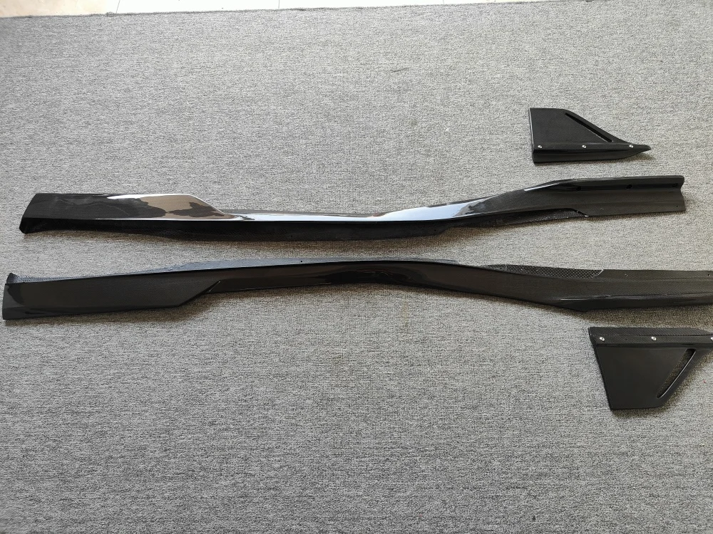 

Для Ferrari F8 Модификация Обновление M-типа Боковая юбка из углеродного волокна Комплект кузова