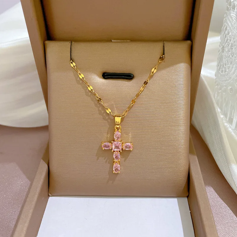 Fashion Classic Cross Necklace Beautiful Vintage Jesus Christian Lucky Versatile Clavicle Chain Pendant Party Favor