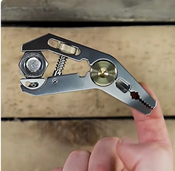 Pocket Pliers & Wrench EDC Tool with Fixing & Holding Fixture 5-in-1 Multifunctional Clamp