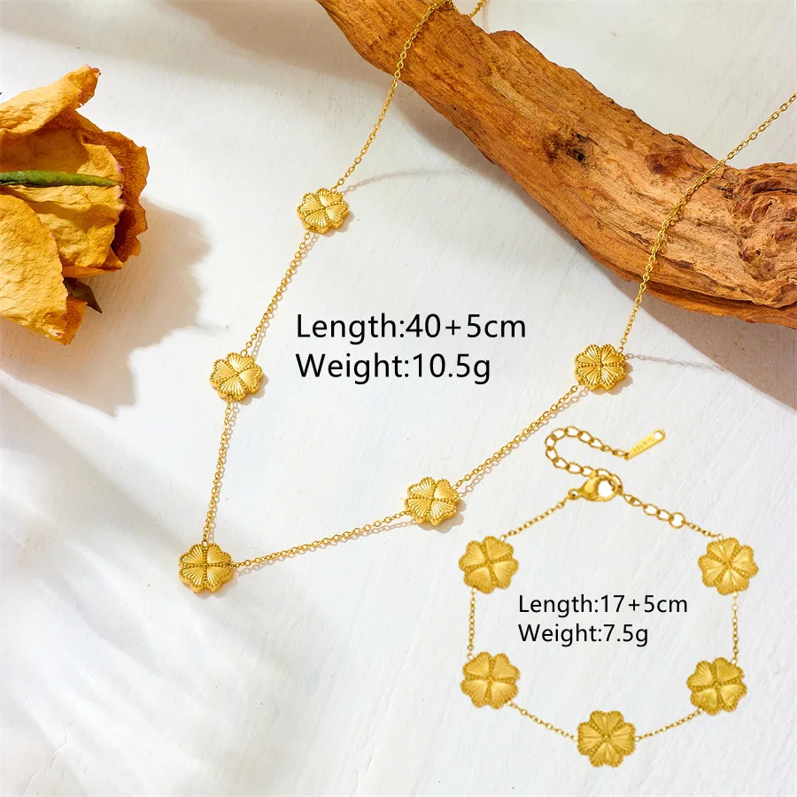 Elegant Lucky Clover Titanium Steel Necklace/Bracelet 18K Gold Plated Waterproof Hypoallergenic Jewelry for Women Girls Friends