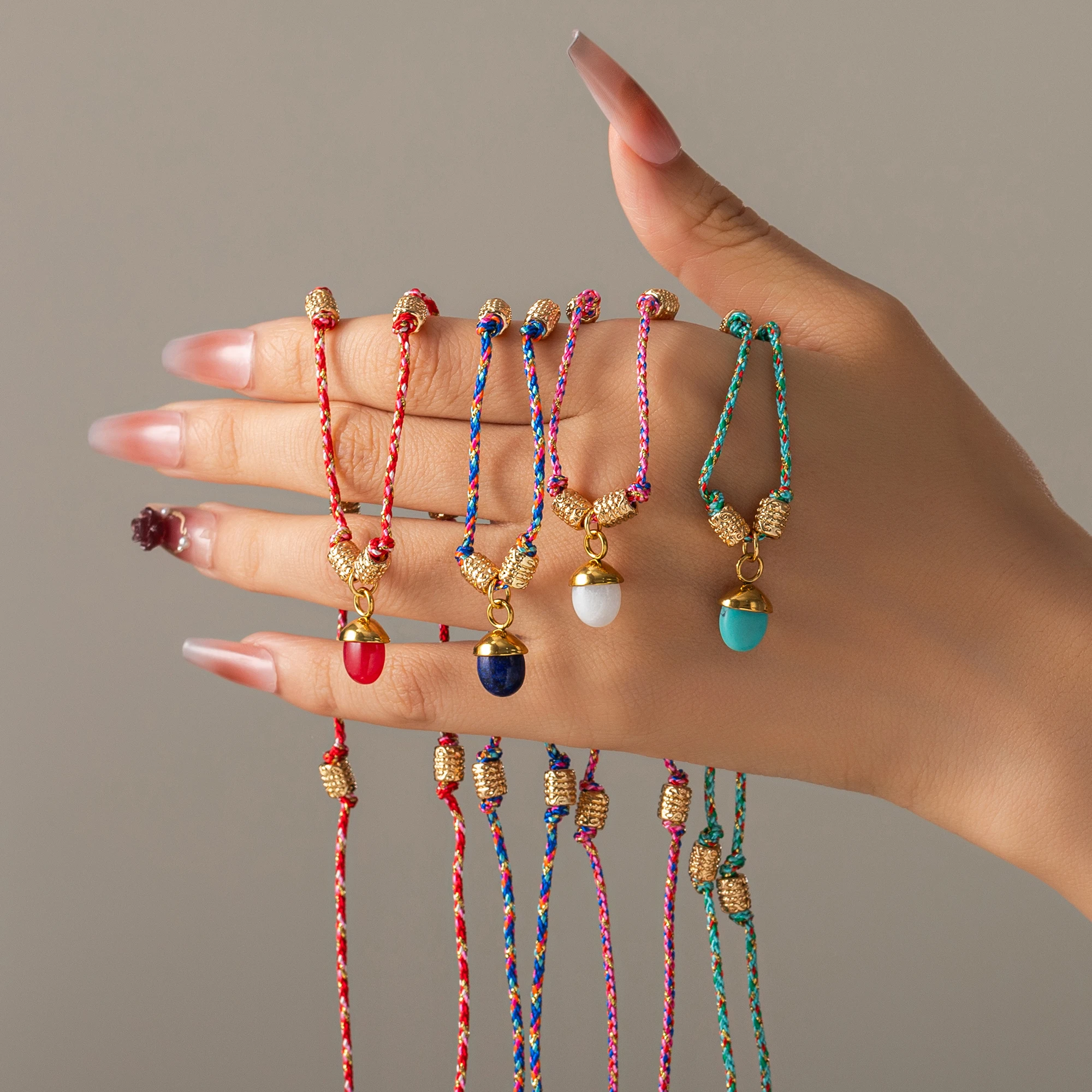 

Hot selling Bohemian style pine pendant bead necklace, women's gift gold-plated color preservation