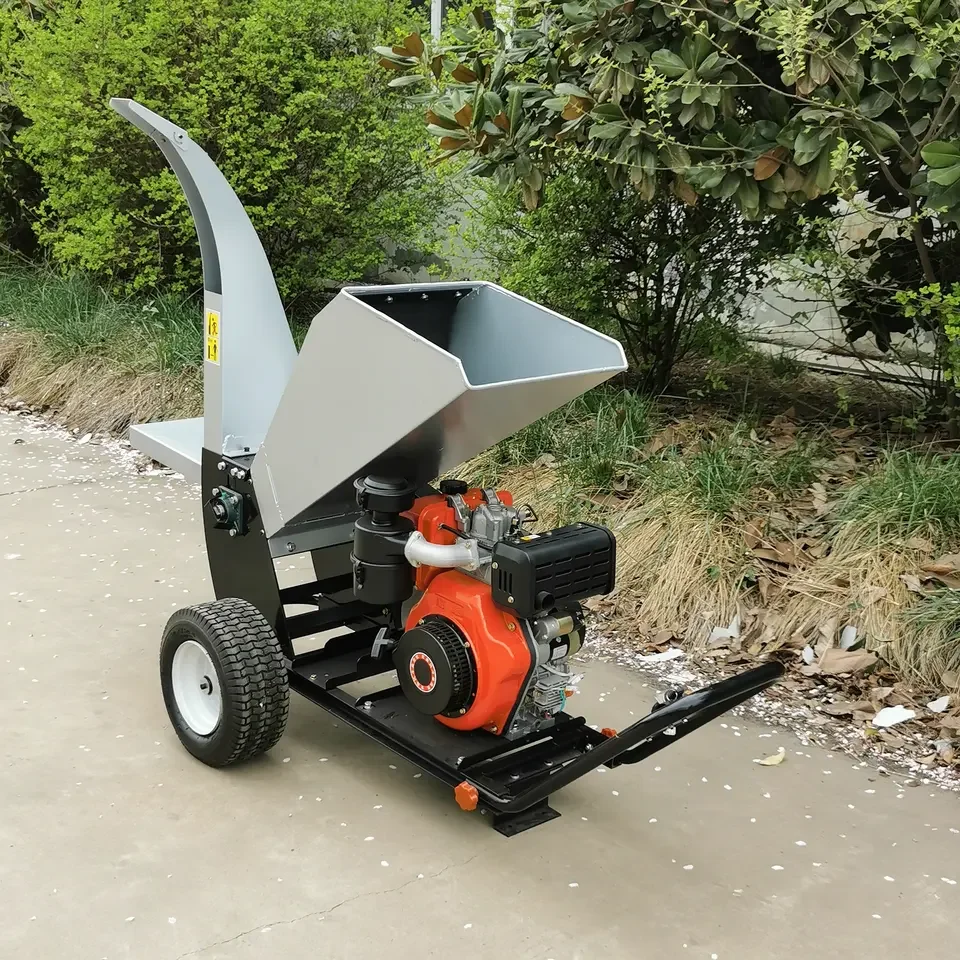 

2025Gasoline Powered Forestry Farm Log Tree Branch Chipper Shredder Wood Processor Chipping Machine /Wood Chipper