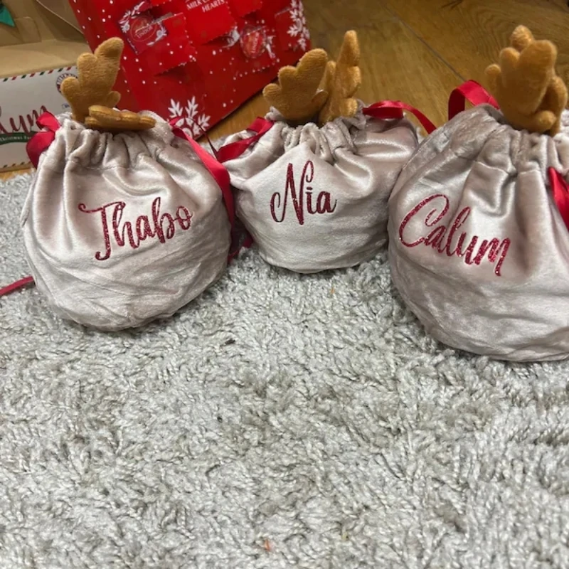 Christmas gift bag - velvet reindeer pouch bag - drawstring - personalised - Christmas candy bag with name - Christmas Eve