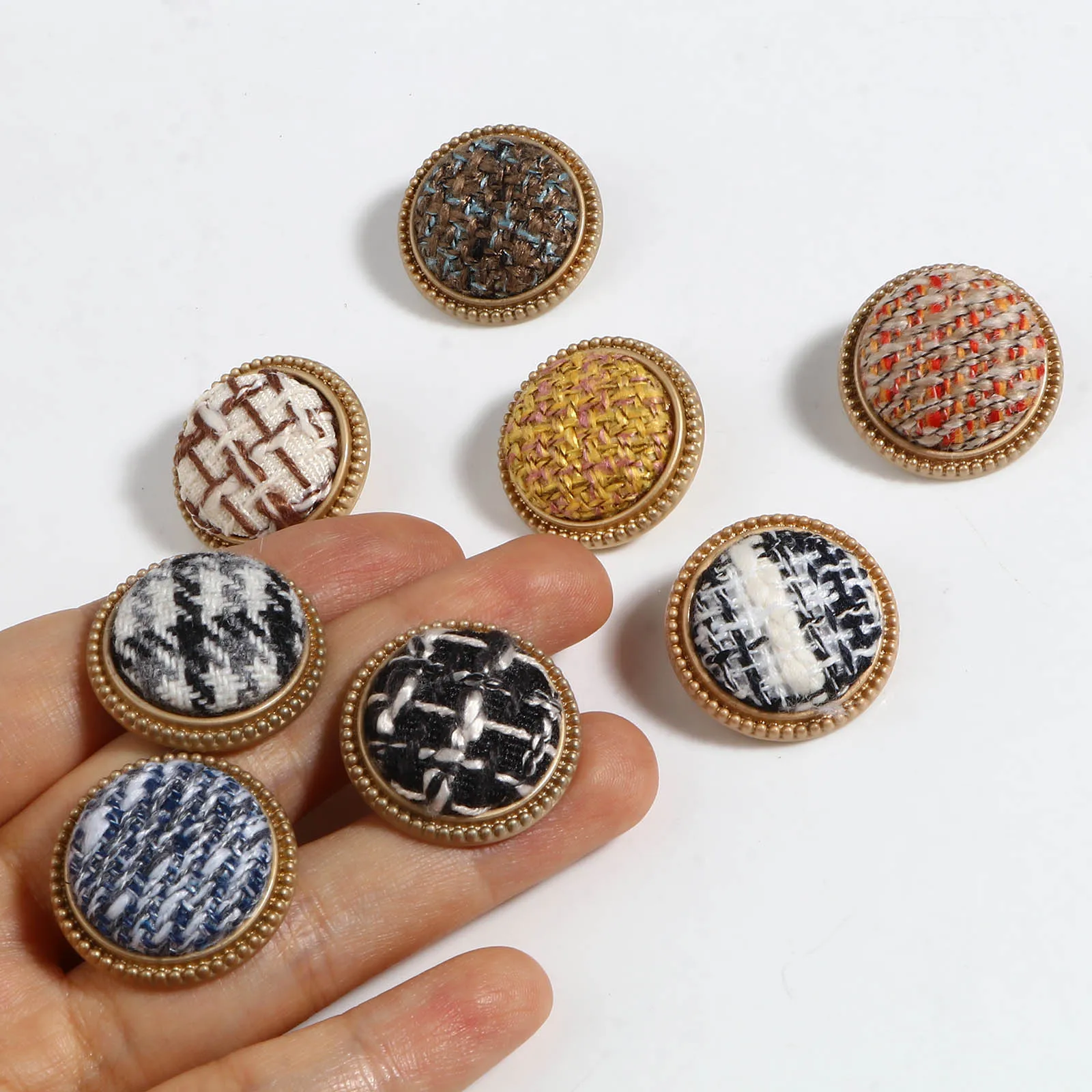 5pcs Tweed Plaid Fabric Covered Metal Gold Buttons Round Shank Buttons Patchwork Sewing DIY Cardigan Clothes Garment Accessory